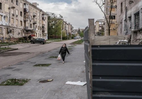 Ukraińcy masowo tracą domy. Mogą je odzyskać, ale jest haczyk. 