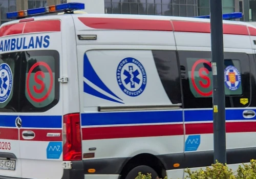 5-latek postrzelony w Wielkopolsce. Przyczyną zabawa ze starszym bratem