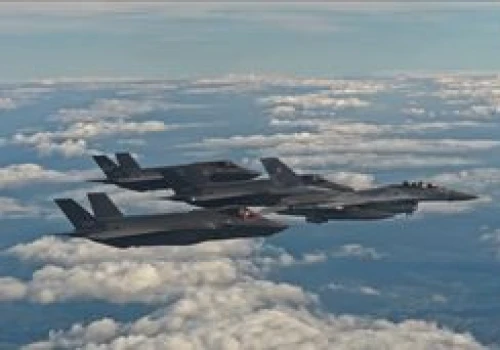 Polskie F-35 uchwycone nad chmurami. Major o ich kluczowych możliwościach