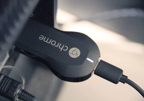 Po co ci nowy Chromecast? Google naprawiło kilkunastoletni sprzęt
