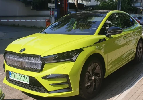 Używana Skoda Enyaq. Najrozsądniejszy elektryk z drugiej ręki? Poradnik kupującego