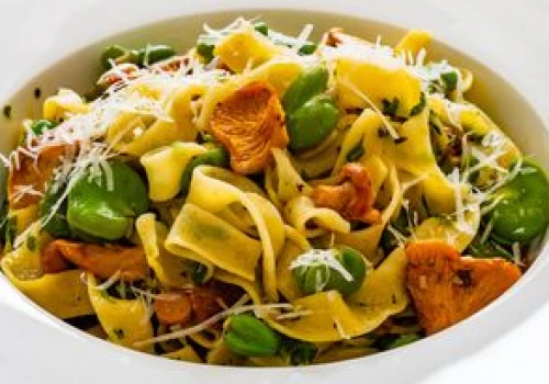 Makaron, którego musisz spróbować w tym sezonie. Bolognese może się schować