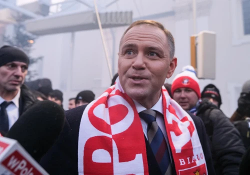 Służby wyważyły drzwi w domu prezydenta Nawrockiego! 