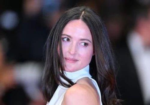 Odsłoniła niemal wszystko. Najbardziej kontrowersyjny strój w Cannes