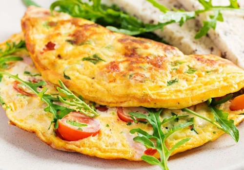 Pomysł na wyjątkowe śniadanie. Puszysty omlet z pieca z twarogiem i warzywami
