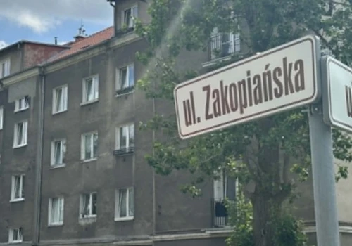 Po fałszywym wezwaniu służb do mieszkania rodziny prezydenta RP na miejscu czuwa policja