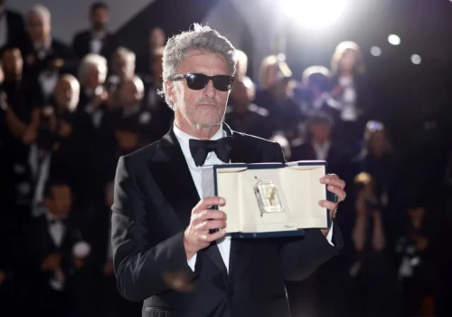 Rozdano nagrody w Cannes. Paweł Pawlikowski ze statuetką