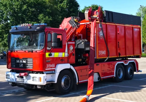 Nowy, specjalistyczny projekt na podwoziu MAN-a F2000: HydroSub 150 w OSP Mosina