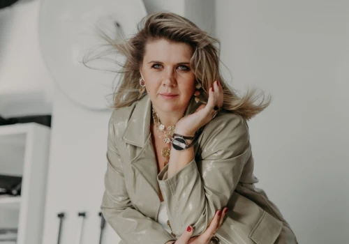 Refleksje inspirowane codziennością. Martyna Sabak z albumem „Nic nie trzeba”