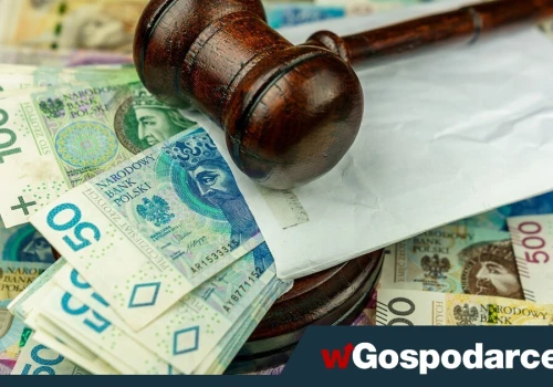 Szok! Zrobił z banku piramidę finansową