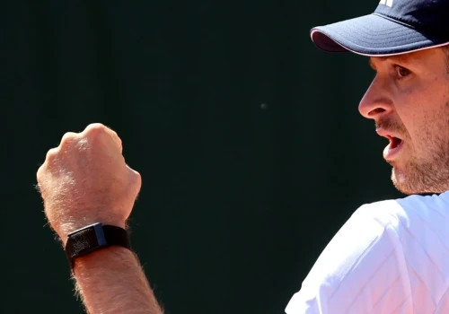 Świetny dzień Polaków na French Open. Hurkacz gra dalej