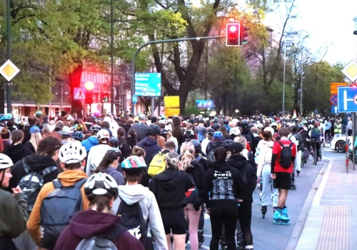 Drugi przejazd Nightskating Kraków 2026. Przed uczestnikami 21 kilometrów