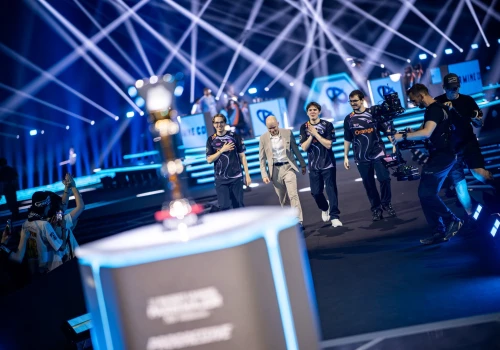 Karmine Corp koronuje Rocket League Mistrzostwo serii mistrzowskiej w Paryżu