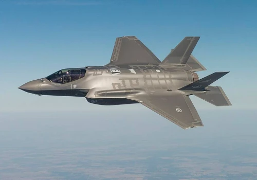 Odpowiedzieli na działania USA. Iran: Ostrzelaliśmy F-35
