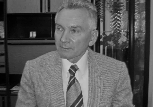 Przez 20 lat kierował gminą. Zmarł Stanisław Moik
