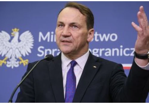 Ambasador Rosji wezwany do MSZ. Sikorski zdradza szczegóły