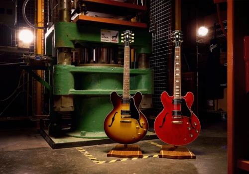 Gibson prezentuje ES-335 50s i ES-335 60s