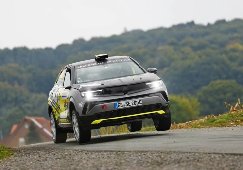 W Holandii rozpoczyna się sezon 2026 ADAC Opel GSE Rally Cup: elektryczna rewolucja w rajdach samochodów nadal trwa
