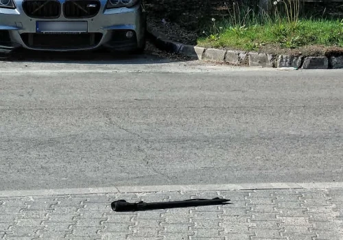 Atak z użyciem narzędzia przypominającego maczetę w Siedlcach. Jeden z podejrzanych został aresztowany