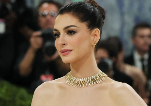 Anne Hathaway przez lata ukrywała, że nie widzi. Teraz zdradza kulisy 