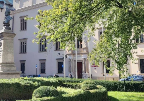 W Magistracie nagrano teledysk. Zabytkowe wnętrza zamieniły się w plan zdjęciowy