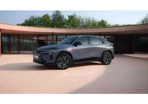 Lancia wraca do nazwy sprzed lat. Nowy model jest SUV-em