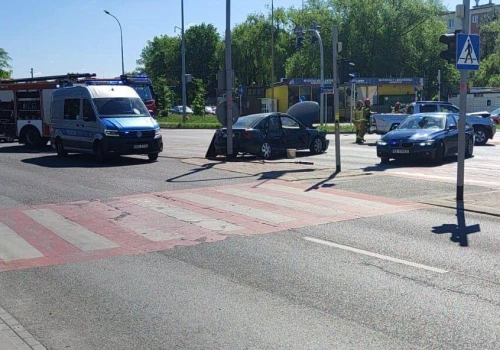 Trzy kobiety w szpitalu. Groźne zdarzenie na rzeszowskim skrzyżowaniu