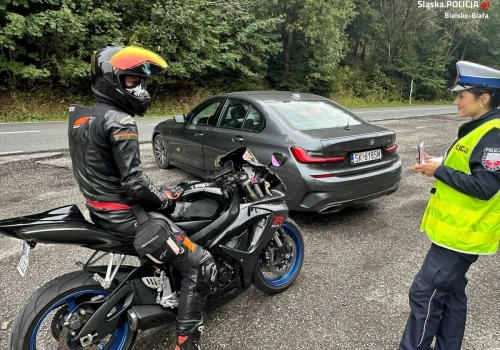 Motocykliści pod lupą bielskiej drogówki. Posypały się mandaty i zatrzymania praw jazdy