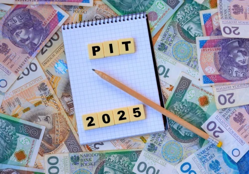 Pół miliona podatników wpadło w drugi próg podatkowy i zapłaciło wyższy 32% PIT