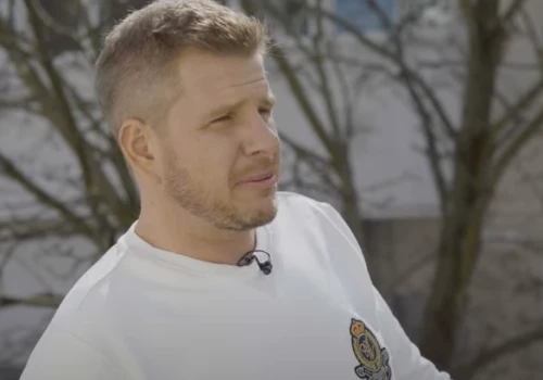 Filip Chajzer świruje z nastolatką, matka jego dziecka przerywa milczenie. „Po prostu wstyd”
