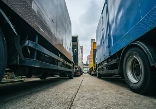 E-winiety i karta flotowa – jakie rozwiązania ułatwiają pracę przewoźnikom?