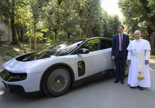 Prezentacja elektrycznego Ferrari doprowadziła do przeceny akcji. Na szczęście emocje już opadły