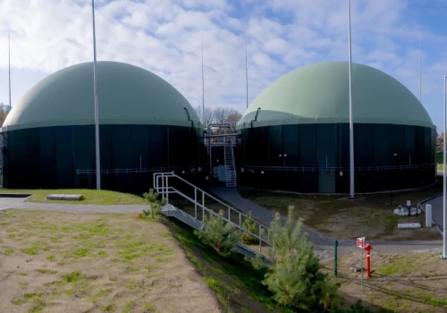 Lokalna energia dla przemysłu – ciepłociąg w Karkoszowie łączy biznes, środowisko i społeczność
