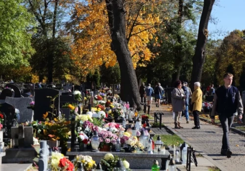 Zmarli we Wrocławiu - pogrzeby zaplanowane na 28.05.2026 – nekrologi