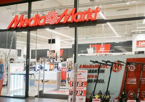 Bruksela uderza w plany chińskiego giganta. JD.com nie przejmie MediaMarkt i Saturna?