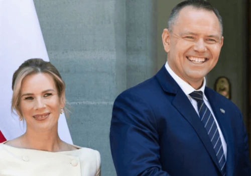 Stylizacja Marty Nawrockiej w Szwajcarii to strzał w dziesiątkę! Zainspirowała się ikonami