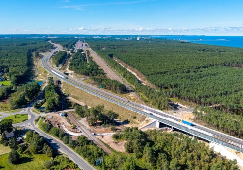 Koniec dwóch wąskich gardeł. Na wakacje nowymi drogami ekspresowymi