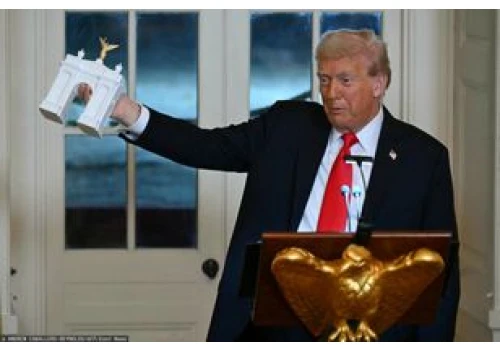 Demokraci chcą zablokować łuk Trumpa pod Waszyngtonem