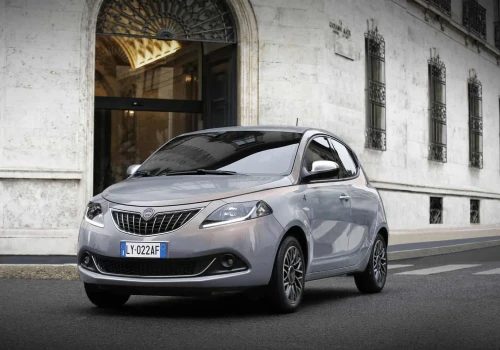 Lancia do serwisu. Problem z oprogramowaniem generuje zawyżoną emisję