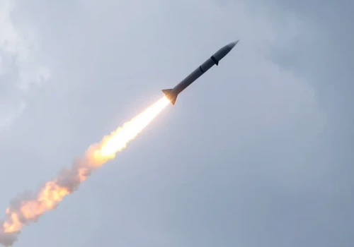 Eksplozje nad cieśniną Ormuz. Iran ostrzelał statki, USA odpowiadają atakami