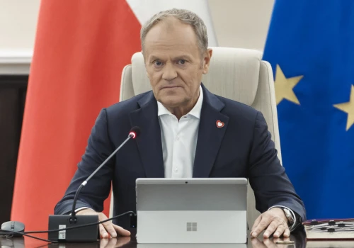 1500 lub 1900 zł dla każdego, bez względu na dochody. Wypłaty ruszają 29 maja