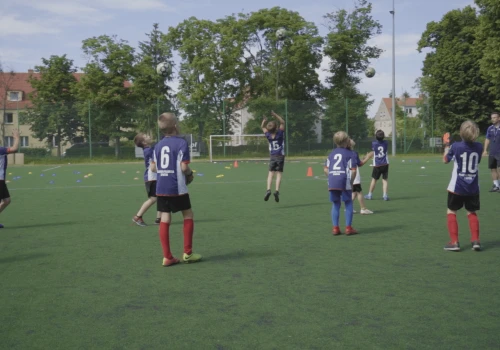 Na wrocławskim osiedlu otworzą nowoczesną bazę dla młodych piłkarzy
