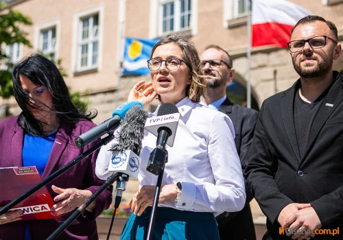 Kampania wyborcza już trwa w najlepsze. Magdalena Biejat (Lewica) z wizytą w Olsztynie