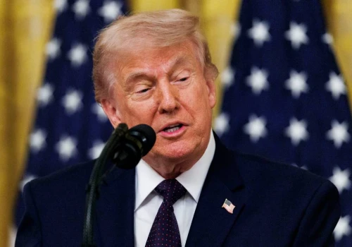 Donald Trump odcina się od sprawy Epsteina. Wraca pozew na gigantyczną kwotę