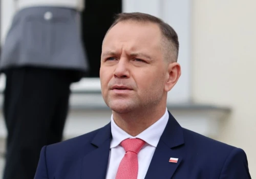 Nawrocki obraził się na Tuska. Nowa wojenka, bo premier nie powiedział o traktacie