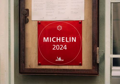 Tu zjesz z lansem i zrobisz zdjęcie na Instagrama. Michelin pokazał najlepsze restauracje w Polsce