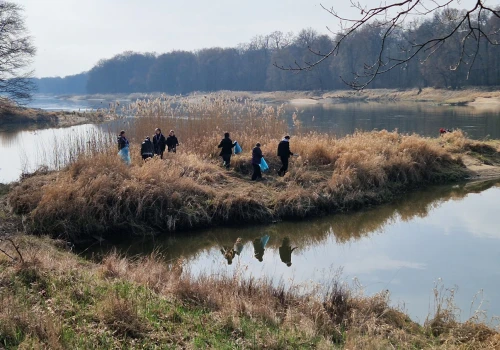 Ponad 228 ton śmieci wyciągniętych z Odry. Rekordowa akcja pokazała skalę problemu