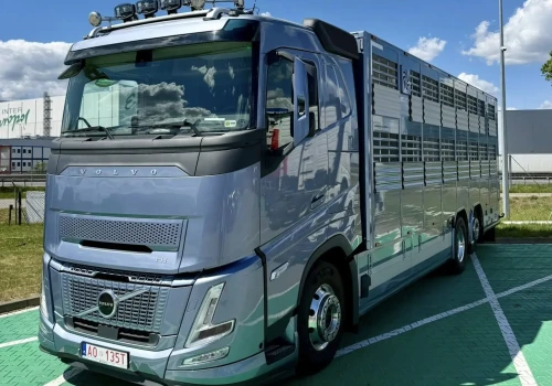 Volvo FH Aero 500 bez Globetrottera, bez Turbo Compound oraz bez przyczepy