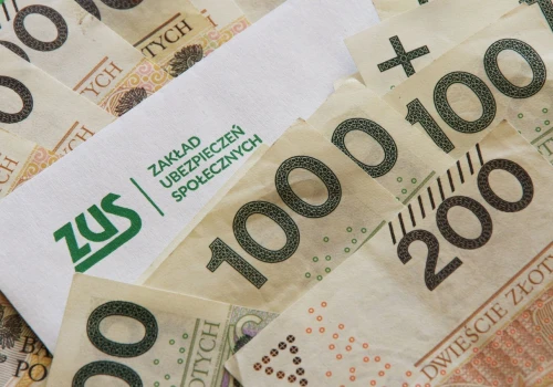 Tysiące Polaków może stracić część świadczeń ZUS. Jeden warunek wystarczy, by je zachować