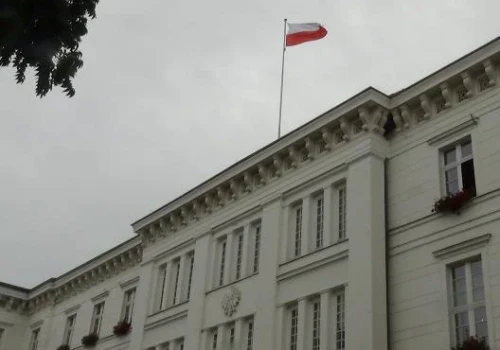Marszałek pojawił się na Radzie Dialogu, ale to nic nie zmienia. Uczelnie ze wspólnym głosem